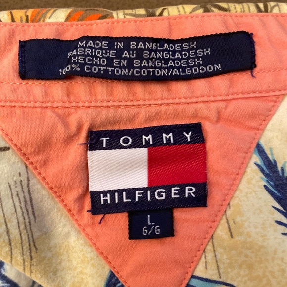 Tommy Hilfiger Button Up Hawaiian Shirt L - Picture 3 of 3